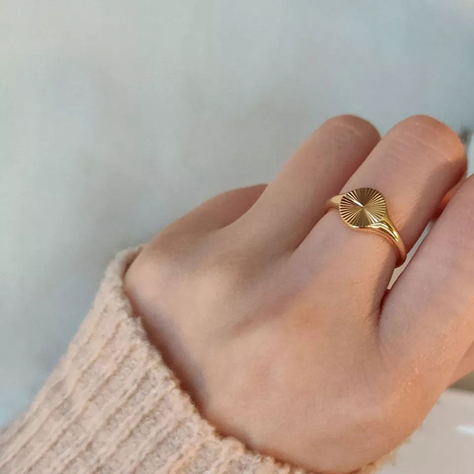 Rizavelle | Sunburst Ring