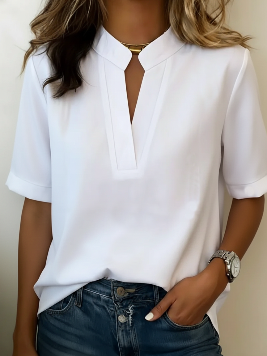 Bárbara | Elegant blouse with V-neck